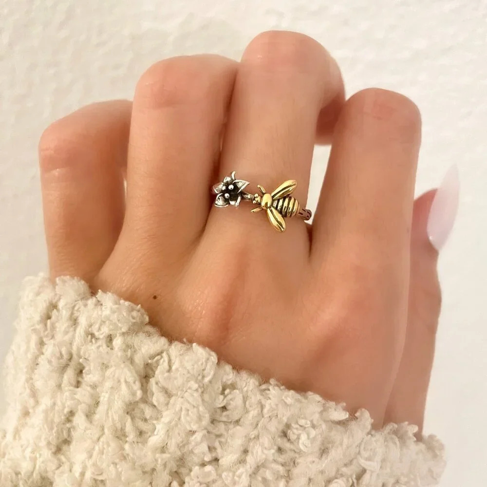925 Sterling Silver Bee Ring Two Tone Ring Dainty Bee Ring Silver & Gold Ring